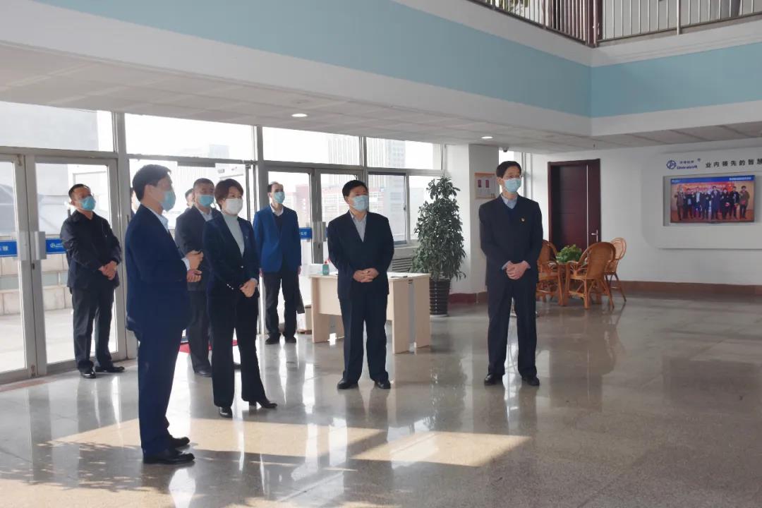 壽光市委常委、紀(jì)委書記、監(jiān)察委員會(huì)主任王霞蒞臨公司調(diào)研指導(dǎo)