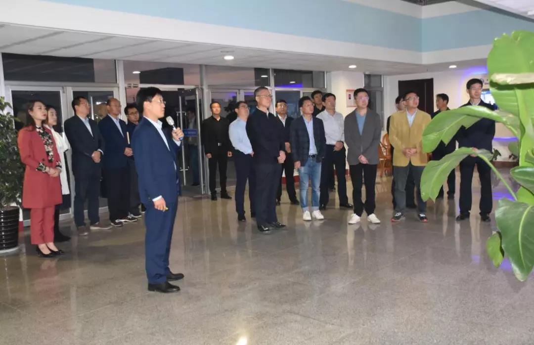 壽光市委副書記、市長趙緒春率團蒞臨環(huán)球軟件調研